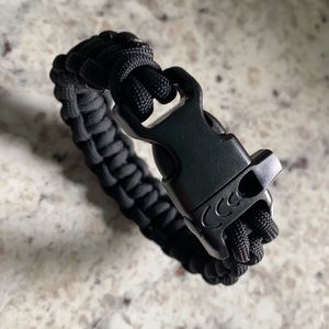 Hand Crafted whistle Buckle paracord BRACELET solid black